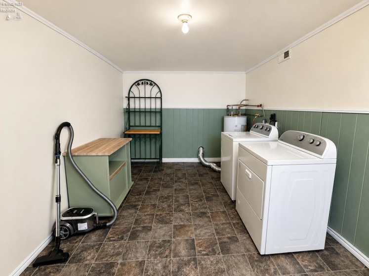 532 Adams Street, Sandusky, 44870, 2 Bedrooms Bedrooms, ,1 BathroomBathrooms,Residential,For Sale,Adams,20262117