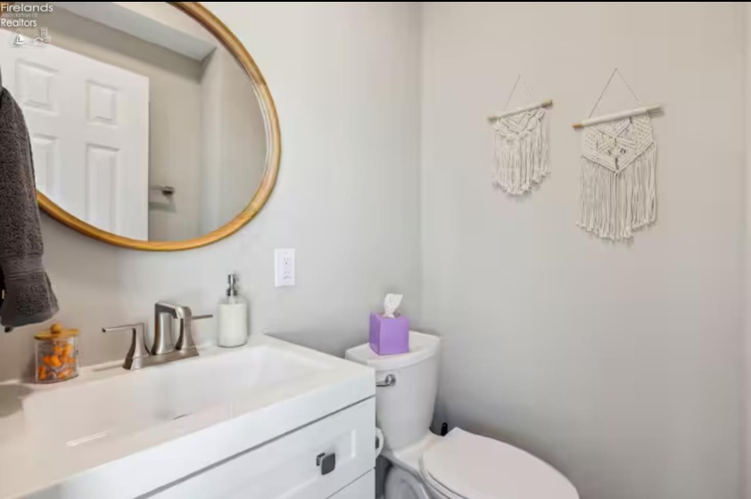 914 Market Street, Sandusky, 44870, 3 Bedrooms Bedrooms, ,3 BathroomsBathrooms,Residential,For Sale,Market,20262099