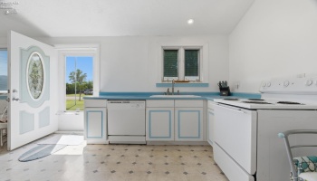 445 Morton Road, Vermilion, 44089, 2 Bedrooms Bedrooms, ,2 BathroomsBathrooms,Residential,For Sale,Morton,20262064
