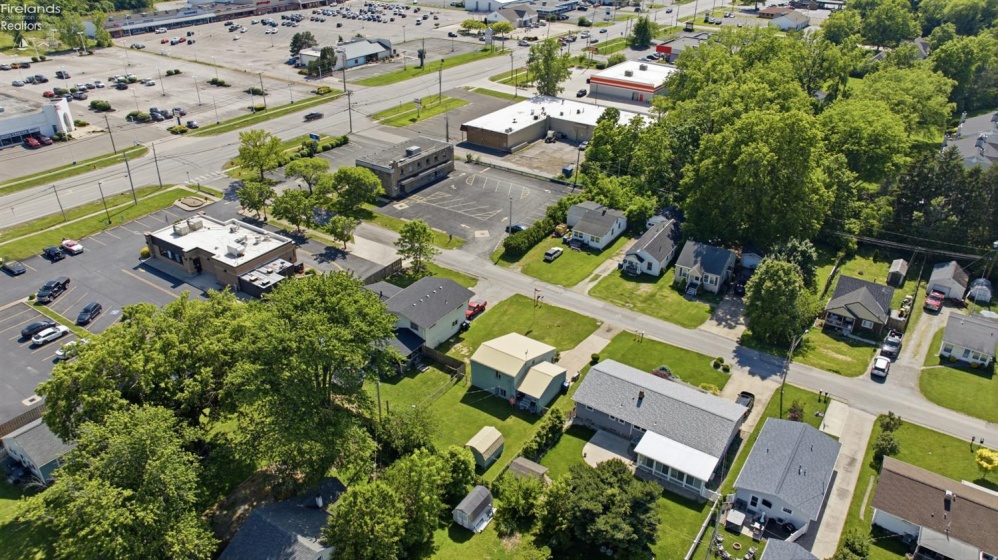 445 Morton Road, Vermilion, 44089, 2 Bedrooms Bedrooms, ,2 BathroomsBathrooms,Residential,For Sale,Morton,20262064