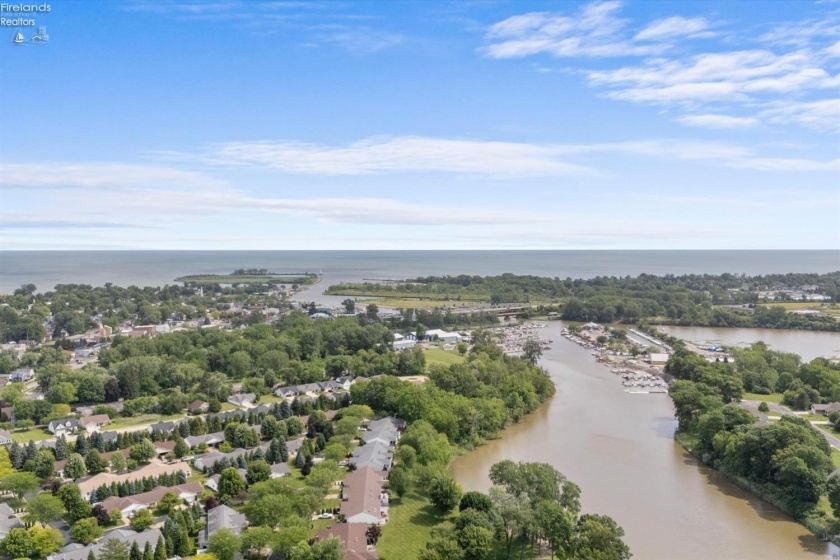 937 Ridgeview Drive, Huron, 44839, 3 Bedrooms Bedrooms, ,2 BathroomsBathrooms,Residential,For Sale,Ridgeview,20262180