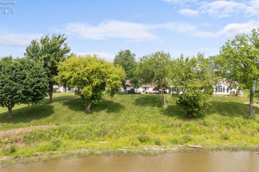937 Ridgeview Drive, Huron, 44839, 3 Bedrooms Bedrooms, ,2 BathroomsBathrooms,Residential,For Sale,Ridgeview,20262180