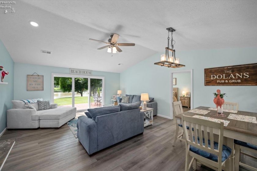 937 Ridgeview Drive, Huron, 44839, 3 Bedrooms Bedrooms, ,2 BathroomsBathrooms,Residential,For Sale,Ridgeview,20262180