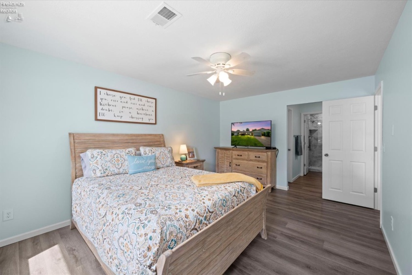 937 Ridgeview Drive, Huron, 44839, 3 Bedrooms Bedrooms, ,2 BathroomsBathrooms,Residential,For Sale,Ridgeview,20262180