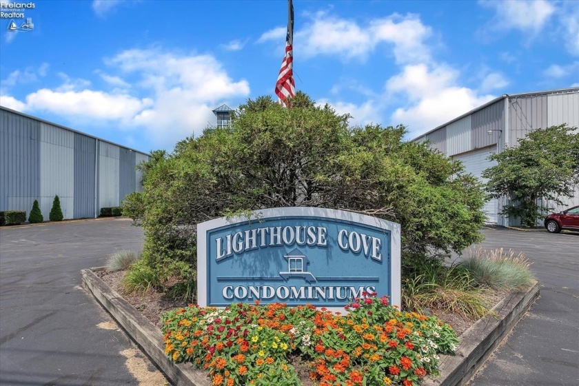 1526 Catawba Road, Port Clinton, 43452, 2 Bedrooms Bedrooms, ,2 BathroomsBathrooms,Residential,For Sale,Catawba,20262182