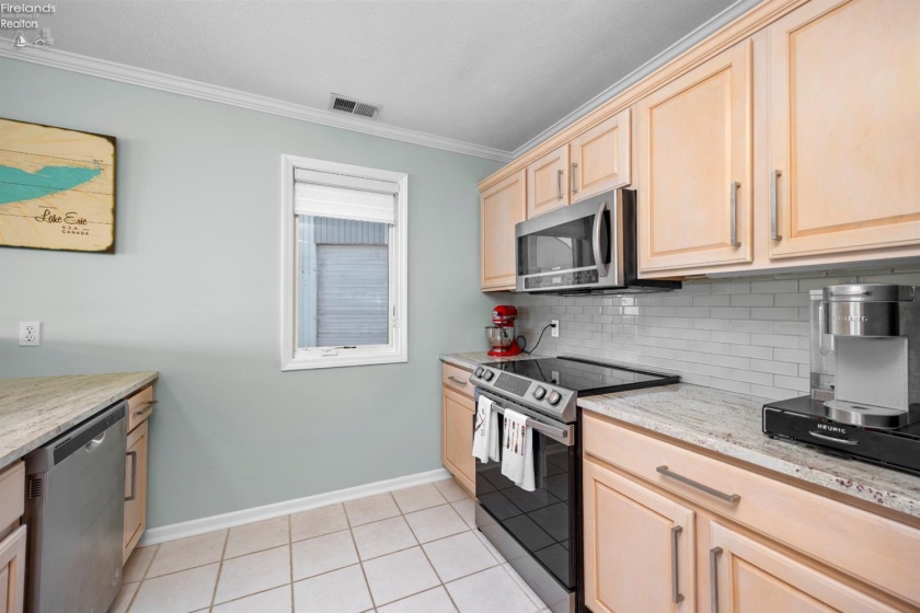 1526 Catawba Road, Port Clinton, 43452, 2 Bedrooms Bedrooms, ,2 BathroomsBathrooms,Residential,For Sale,Catawba,20262182