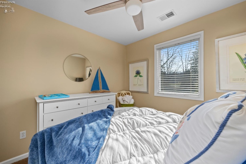 1526 Catawba Road, Port Clinton, 43452, 2 Bedrooms Bedrooms, ,2 BathroomsBathrooms,Residential,For Sale,Catawba,20262182