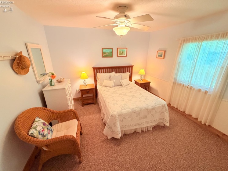 2497 Oak Knoll Drive, Marblehead, 43440, 2 Bedrooms Bedrooms, ,1 BathroomBathrooms,Residential,For Sale,Oak Knoll,20262183