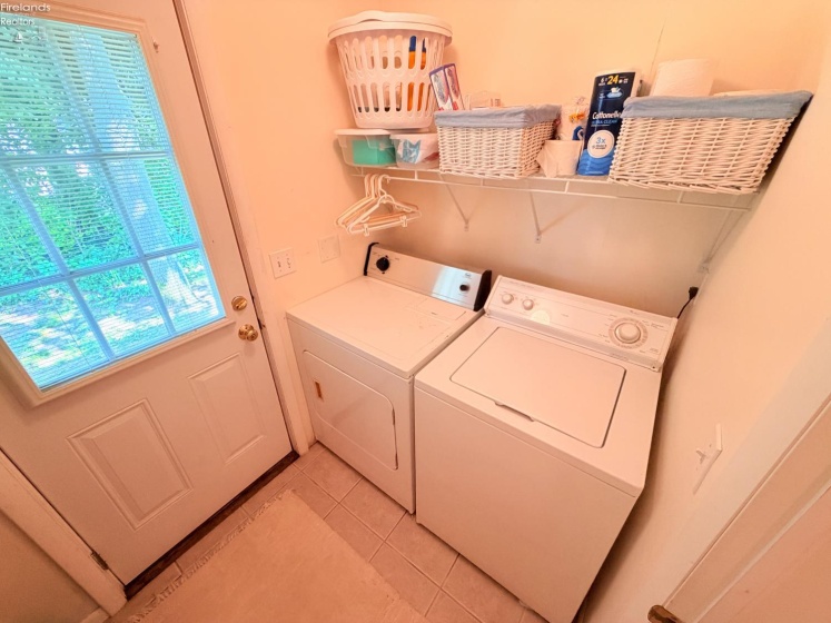 2497 Oak Knoll Drive, Marblehead, 43440, 2 Bedrooms Bedrooms, ,1 BathroomBathrooms,Residential,For Sale,Oak Knoll,20262183