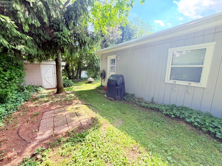 2497 Oak Knoll Drive, Marblehead, 43440, 2 Bedrooms Bedrooms, ,1 BathroomBathrooms,Residential,For Sale,Oak Knoll,20262183
