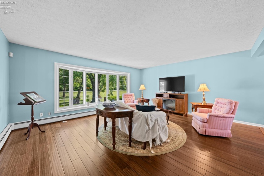 482 Hillcrest Drive, Lakeside, 43440, 4 Bedrooms Bedrooms, ,2 BathroomsBathrooms,Residential,For Sale,Hillcrest,20262187
