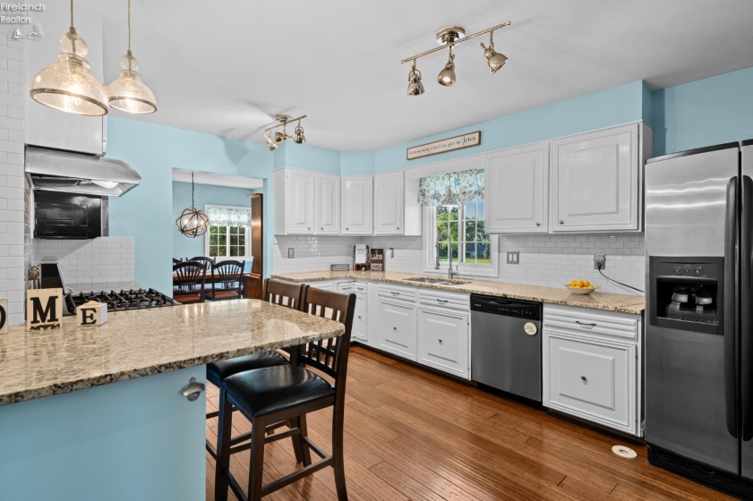 482 Hillcrest Drive, Lakeside, 43440, 4 Bedrooms Bedrooms, ,2 BathroomsBathrooms,Residential,For Sale,Hillcrest,20262187