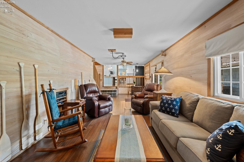 482 Hillcrest Drive, Lakeside, 43440, 4 Bedrooms Bedrooms, ,2 BathroomsBathrooms,Residential,For Sale,Hillcrest,20262187