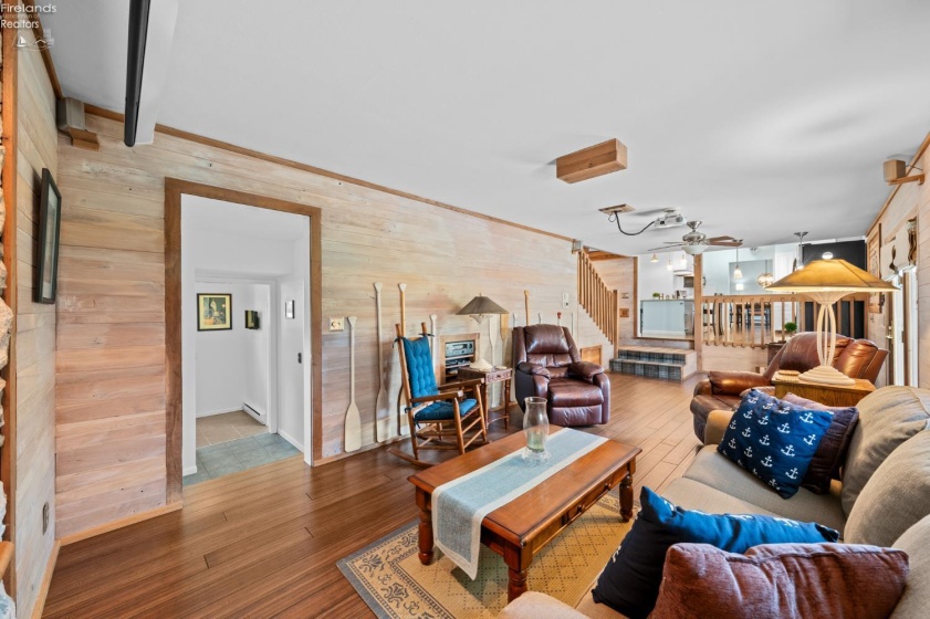 482 Hillcrest Drive, Lakeside, 43440, 4 Bedrooms Bedrooms, ,2 BathroomsBathrooms,Residential,For Sale,Hillcrest,20262187