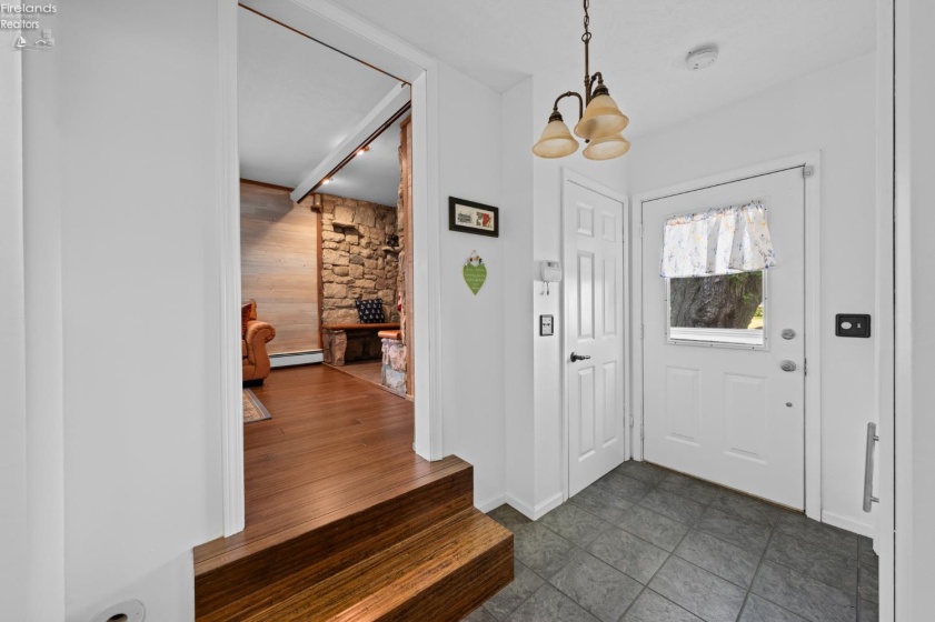 482 Hillcrest Drive, Lakeside, 43440, 4 Bedrooms Bedrooms, ,2 BathroomsBathrooms,Residential,For Sale,Hillcrest,20262187