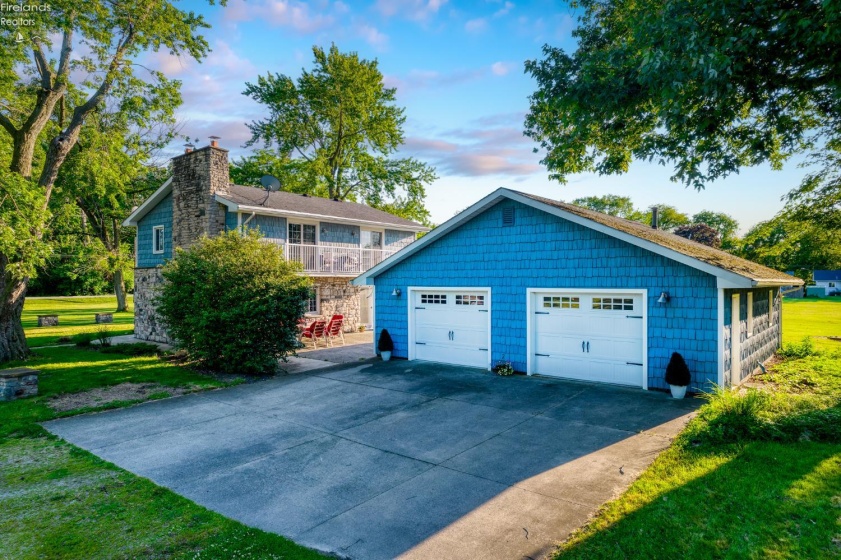 482 Hillcrest Drive, Lakeside, 43440, 4 Bedrooms Bedrooms, ,2 BathroomsBathrooms,Residential,For Sale,Hillcrest,20262187