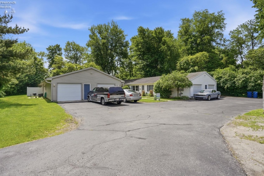 124 Tiffin Avenue, Huron, 44839, ,Multiple Units,For Sale,Tiffin,20262204