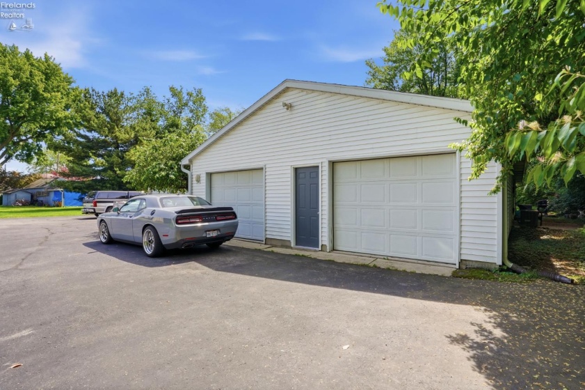124 Tiffin Avenue, Huron, 44839, ,Multiple Units,For Sale,Tiffin,20262204