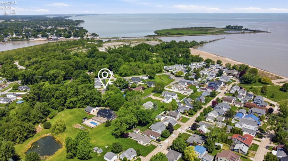 126 McKinley Street, Huron, 44839, ,Multiple Units,For Sale,McKinley,20262203