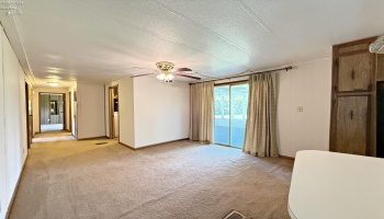 8400 State Route 18, Fostoria, 44830, 3 Bedrooms Bedrooms, ,2 BathroomsBathrooms,Residential,For Sale,State Route 18,20262076