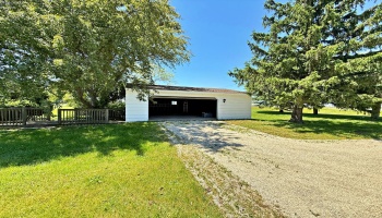 8400 State Route 18, Fostoria, 44830, 3 Bedrooms Bedrooms, ,2 BathroomsBathrooms,Residential,For Sale,State Route 18,20262076