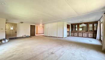 8400 State Route 18, Fostoria, 44830, 3 Bedrooms Bedrooms, ,2 BathroomsBathrooms,Residential,For Sale,State Route 18,20262076
