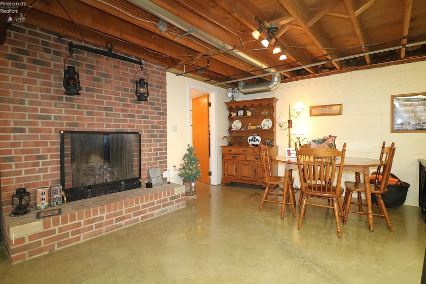 11712 State Route 113, Berlin Heights, 44814, 4 Bedrooms Bedrooms, ,4 BathroomsBathrooms,Residential,For Sale,State Route 113,20262155