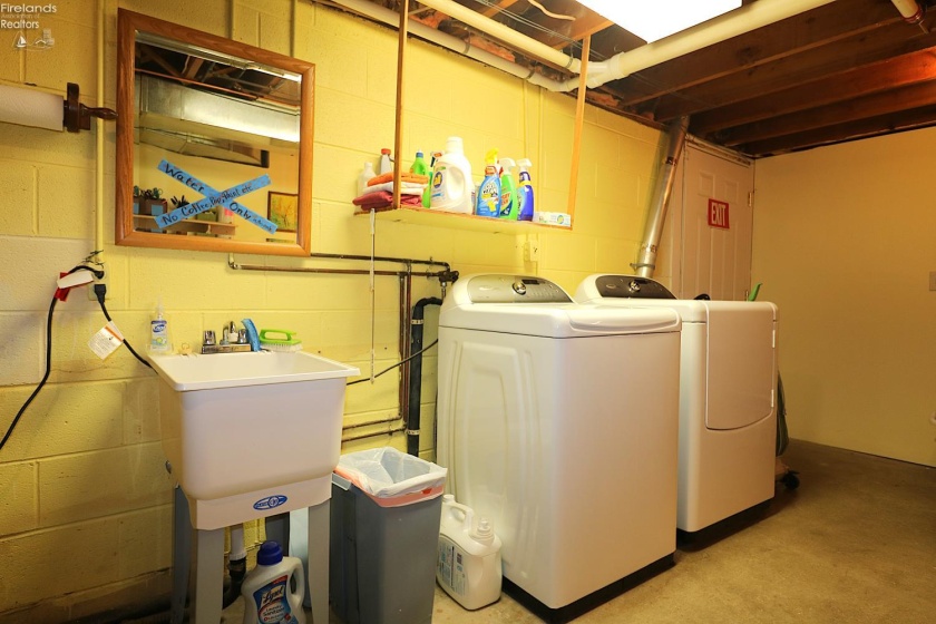 11712 State Route 113, Berlin Heights, 44814, 4 Bedrooms Bedrooms, ,4 BathroomsBathrooms,Residential,For Sale,State Route 113,20262155