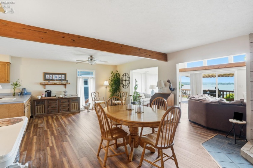 3594 Memorial Shoreway Drive, Marblehead, 43440, 3 Bedrooms Bedrooms, ,3 BathroomsBathrooms,Residential,For Sale,Memorial Shoreway,20262188