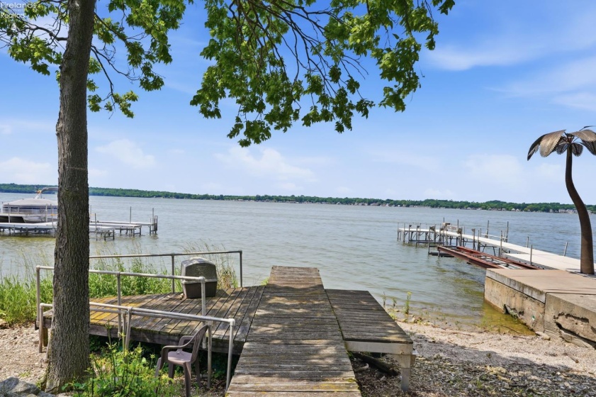3594 Memorial Shoreway Drive, Marblehead, 43440, 3 Bedrooms Bedrooms, ,3 BathroomsBathrooms,Residential,For Sale,Memorial Shoreway,20262188