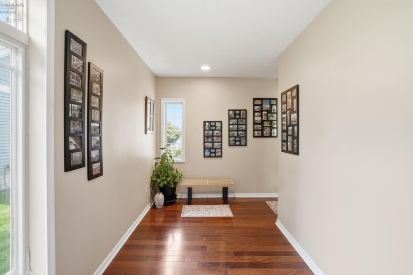 3594 Memorial Shoreway Drive, Marblehead, 43440, 3 Bedrooms Bedrooms, ,3 BathroomsBathrooms,Residential,For Sale,Memorial Shoreway,20262188