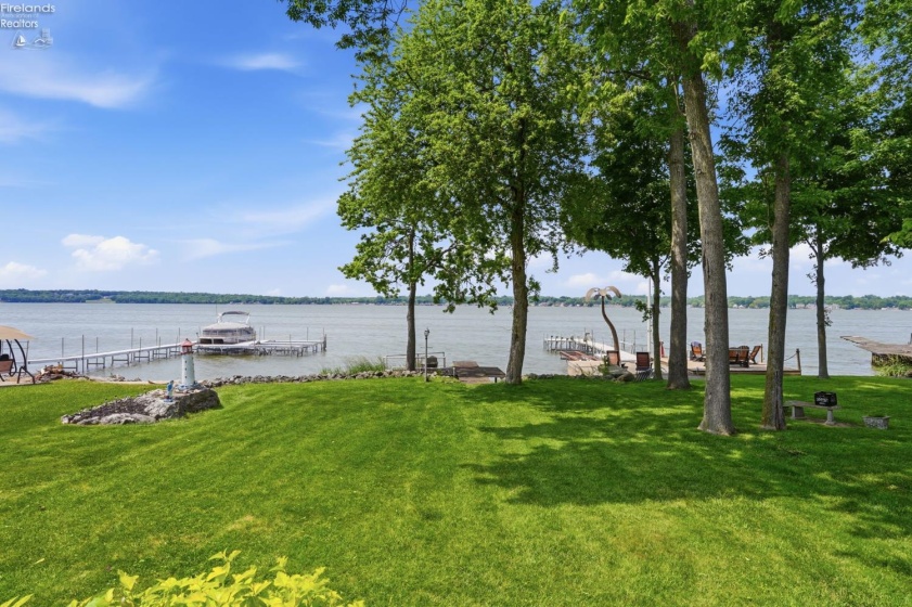 3594 Memorial Shoreway Drive, Marblehead, 43440, 3 Bedrooms Bedrooms, ,3 BathroomsBathrooms,Residential,For Sale,Memorial Shoreway,20262188