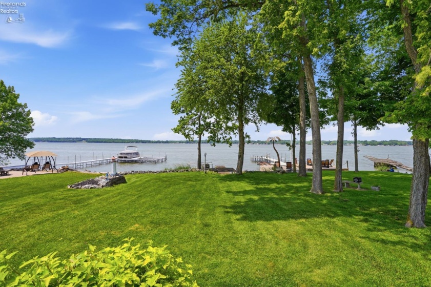 3594 Memorial Shoreway Drive, Marblehead, 43440, 3 Bedrooms Bedrooms, ,3 BathroomsBathrooms,Residential,For Sale,Memorial Shoreway,20262188