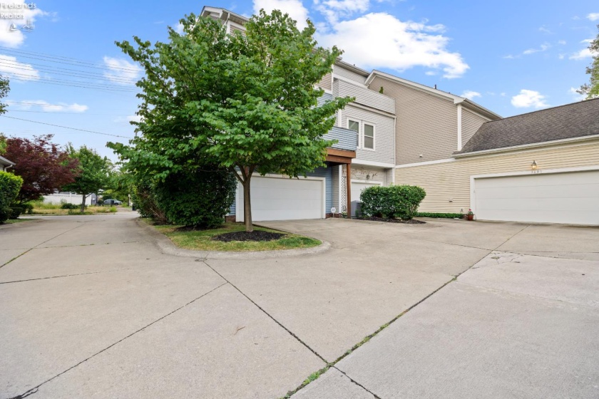 3690 E. 65th St., Cleveland, 44105, 2 Bedrooms Bedrooms, ,3 BathroomsBathrooms,Residential,For Sale,E. 65th St.,20262199