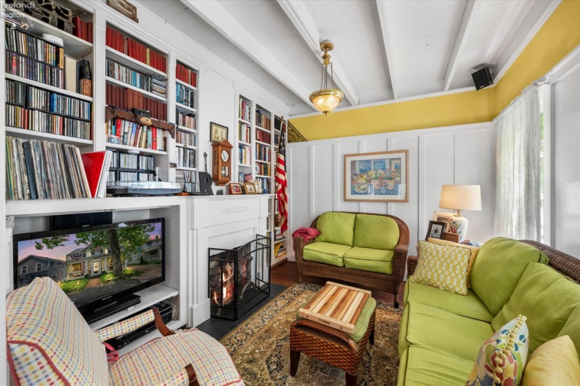 225 Sycamore Avenue, Lakeside, 43440, 5 Bedrooms Bedrooms, ,3 BathroomsBathrooms,Residential,For Sale,Sycamore,20262207
