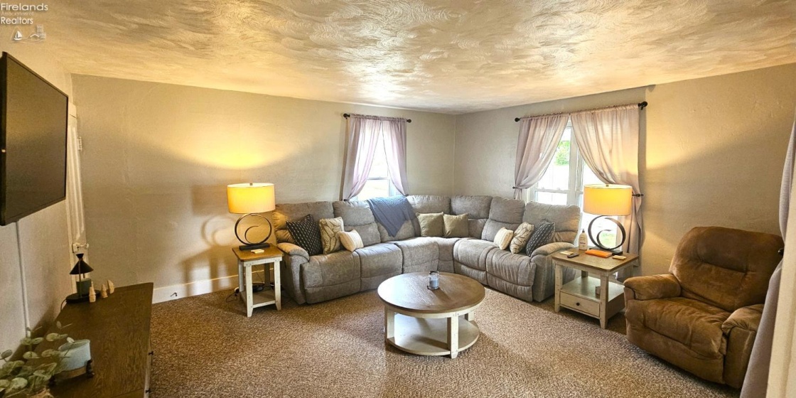 102 Eden Street, Attica, 44807, 3 Bedrooms Bedrooms, ,1 BathroomBathrooms,Residential,For Sale,Eden,20262010