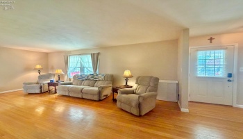 134 Arlington Drive, Bellevue, 44811, 4 Bedrooms Bedrooms, ,3 BathroomsBathrooms,Residential,For Sale,Arlington,20262020
