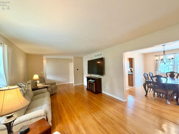 134 Arlington Drive, Bellevue, 44811, 4 Bedrooms Bedrooms, ,3 BathroomsBathrooms,Residential,For Sale,Arlington,20262020