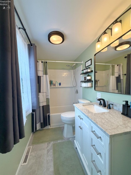 134 Arlington Drive, Bellevue, 44811, 4 Bedrooms Bedrooms, ,3 BathroomsBathrooms,Residential,For Sale,Arlington,20262020