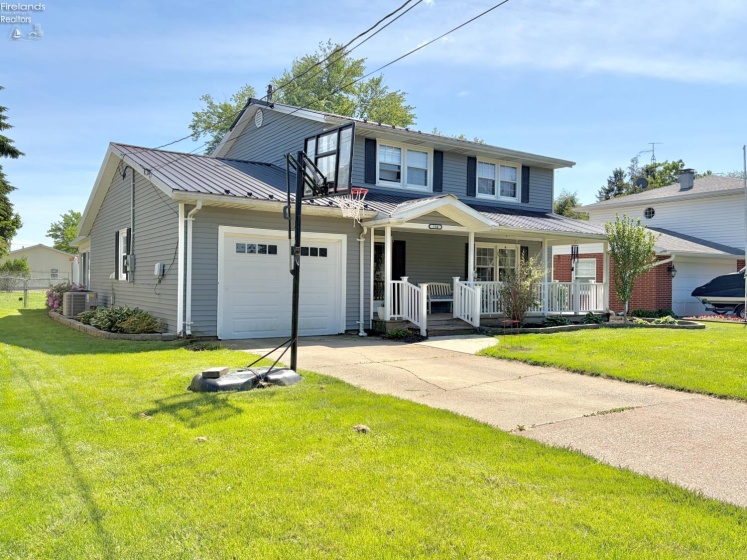 134 Arlington Drive, Bellevue, 44811, 4 Bedrooms Bedrooms, ,3 BathroomsBathrooms,Residential,For Sale,Arlington,20262020