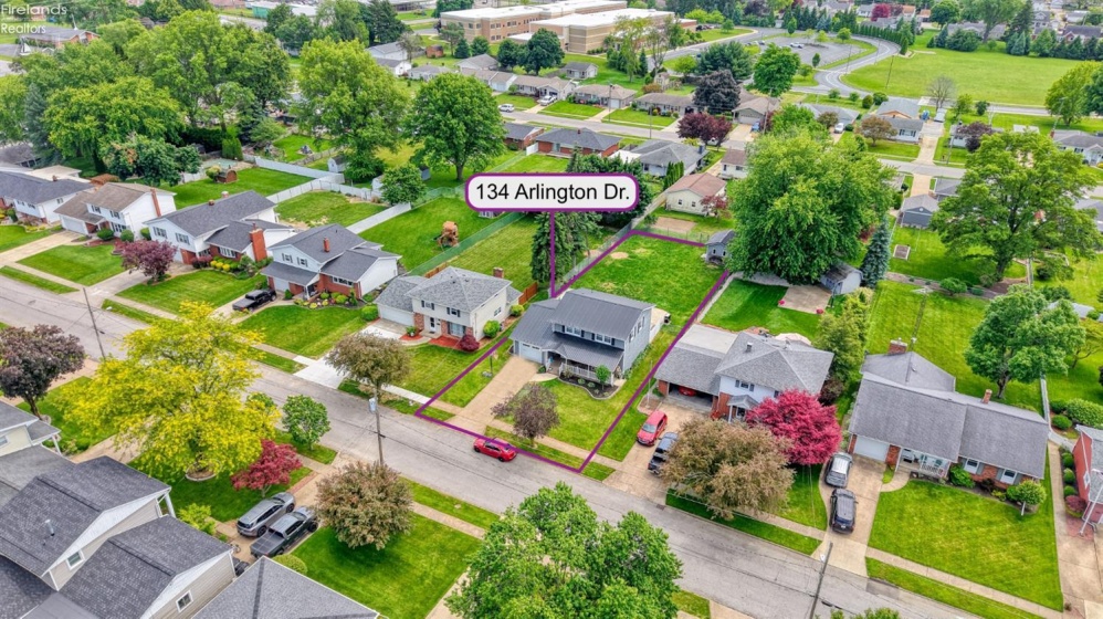 134 Arlington Drive, Bellevue, 44811, 4 Bedrooms Bedrooms, ,3 BathroomsBathrooms,Residential,For Sale,Arlington,20262020