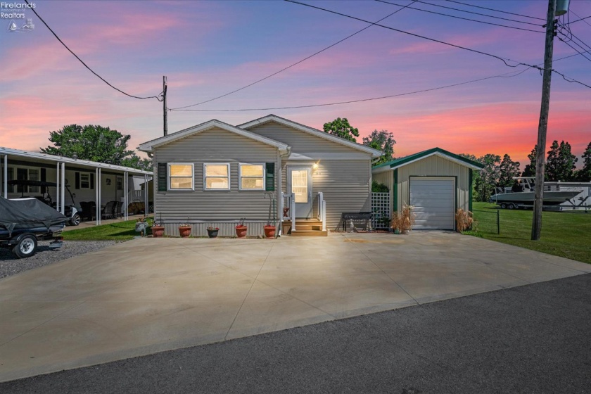 2845 Risingsun Road, Port Clinton, 43452, 3 Bedrooms Bedrooms, ,1 BathroomBathrooms,Residential,For Sale,Risingsun,20262034