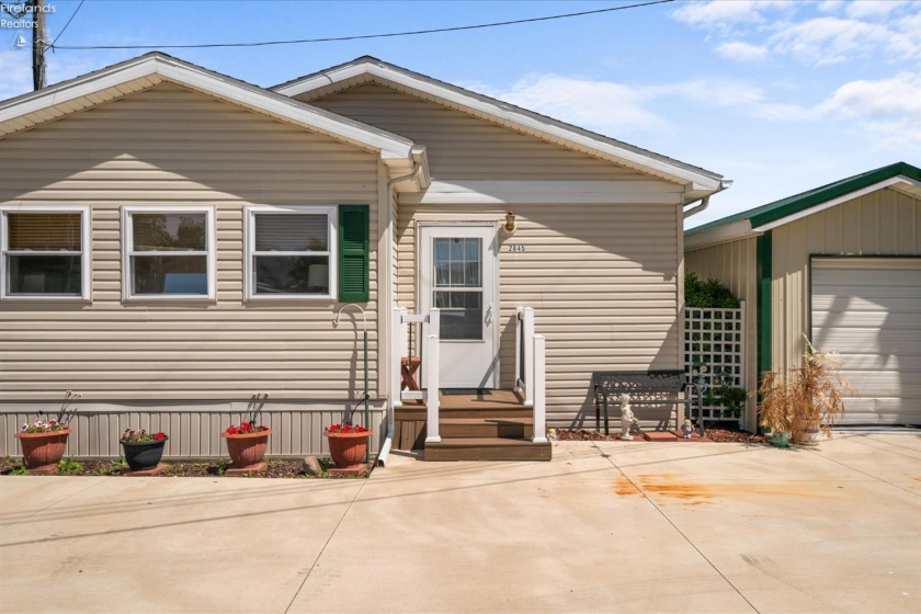 2845 Risingsun Road, Port Clinton, 43452, 3 Bedrooms Bedrooms, ,1 BathroomBathrooms,Residential,For Sale,Risingsun,20262034