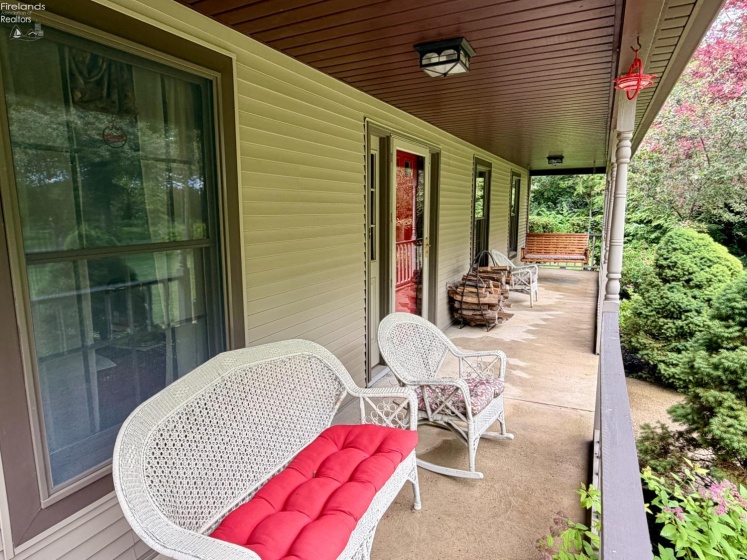 27 Ridge Drive, Fremont, 43420, 4 Bedrooms Bedrooms, ,3 BathroomsBathrooms,Residential,For Sale,Ridge,20262175