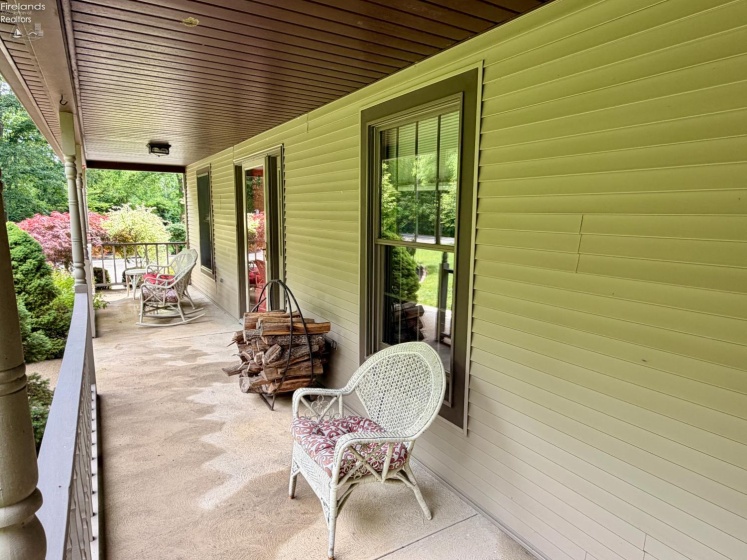 27 Ridge Drive, Fremont, 43420, 4 Bedrooms Bedrooms, ,3 BathroomsBathrooms,Residential,For Sale,Ridge,20262175