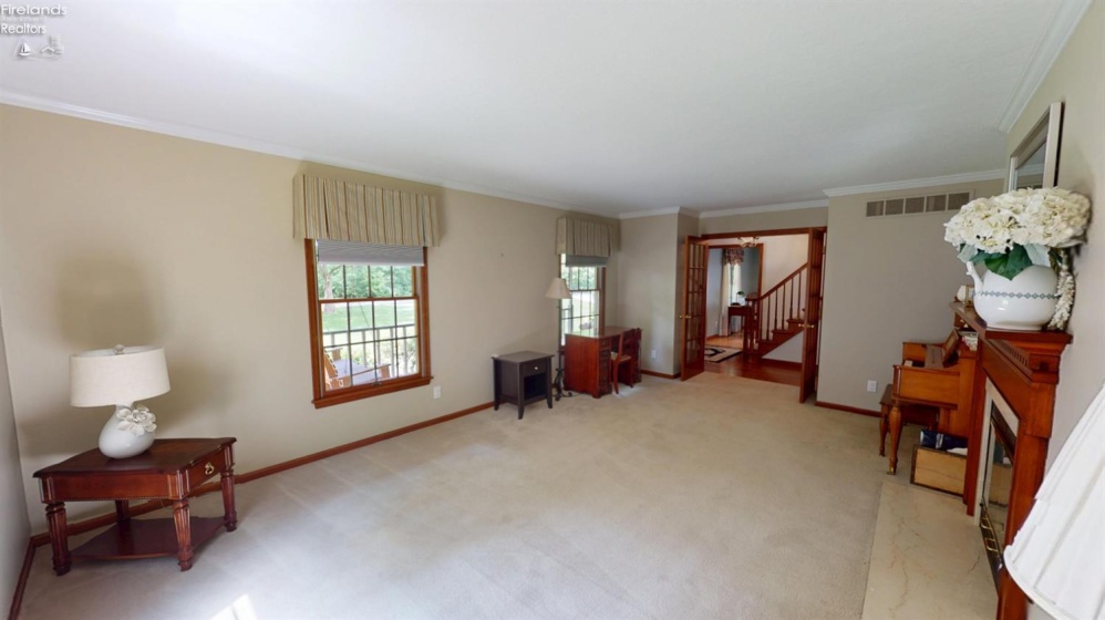 27 Ridge Drive, Fremont, 43420, 4 Bedrooms Bedrooms, ,3 BathroomsBathrooms,Residential,For Sale,Ridge,20262175