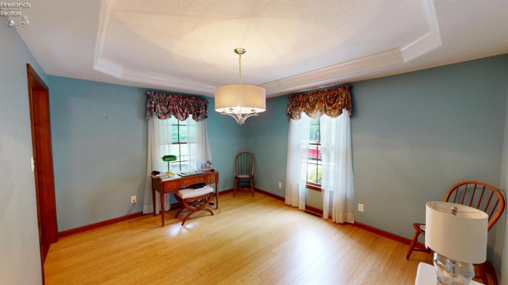 27 Ridge Drive, Fremont, 43420, 4 Bedrooms Bedrooms, ,3 BathroomsBathrooms,Residential,For Sale,Ridge,20262175