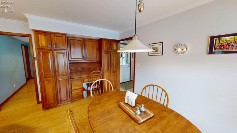 27 Ridge Drive, Fremont, 43420, 4 Bedrooms Bedrooms, ,3 BathroomsBathrooms,Residential,For Sale,Ridge,20262175