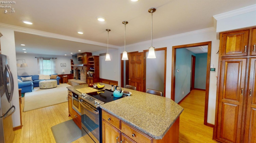 27 Ridge Drive, Fremont, 43420, 4 Bedrooms Bedrooms, ,3 BathroomsBathrooms,Residential,For Sale,Ridge,20262175