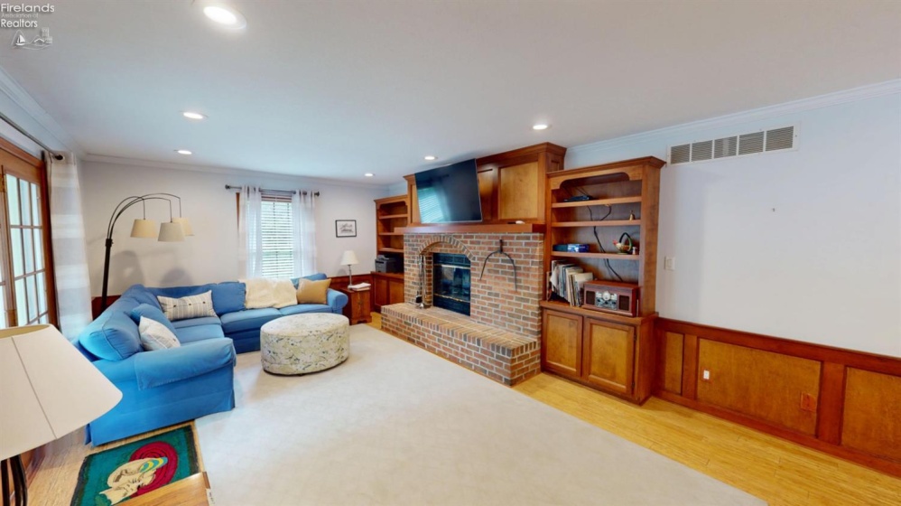 27 Ridge Drive, Fremont, 43420, 4 Bedrooms Bedrooms, ,3 BathroomsBathrooms,Residential,For Sale,Ridge,20262175